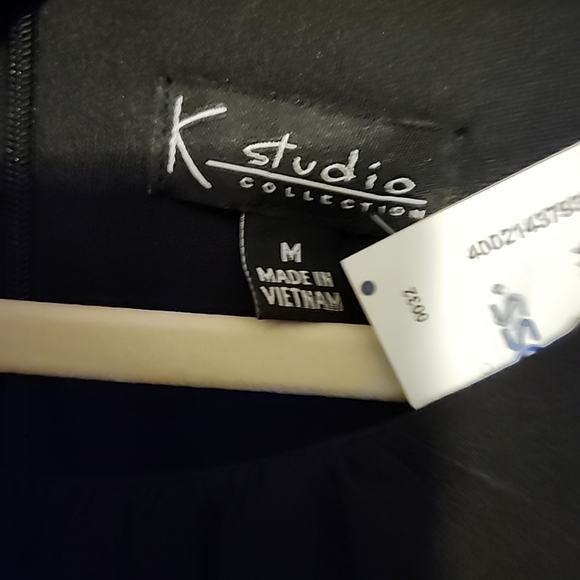 K Studio Woman's Size M maxi halter fully lined dress NWT - Picture 3 of 15